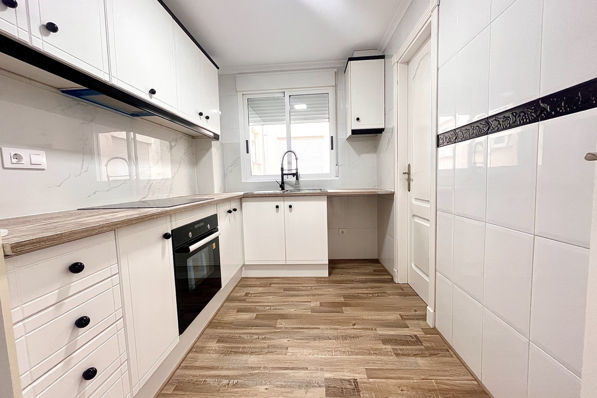 Revente - Appartement -
San Miguel de Salinas - Inland