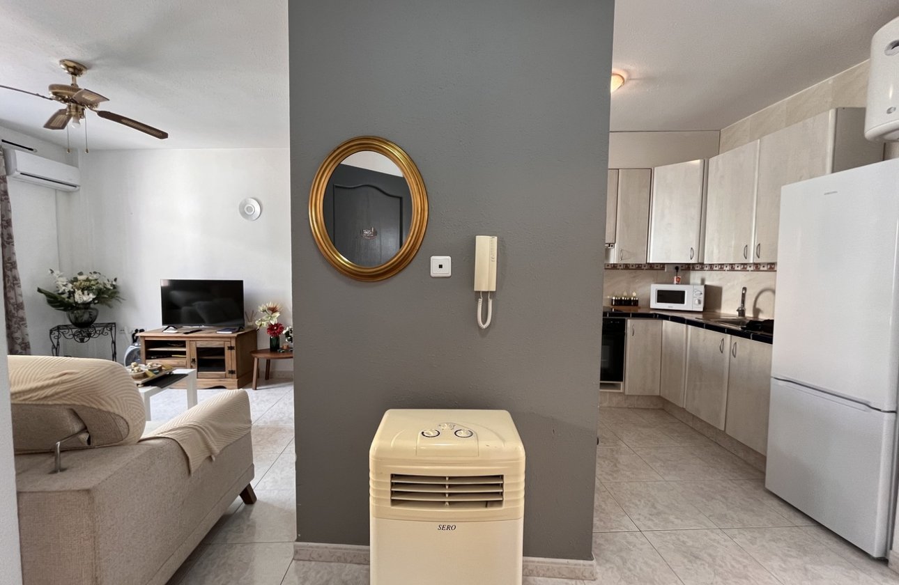 Revente - Appartement -
San Miguel de Salinas - Inland