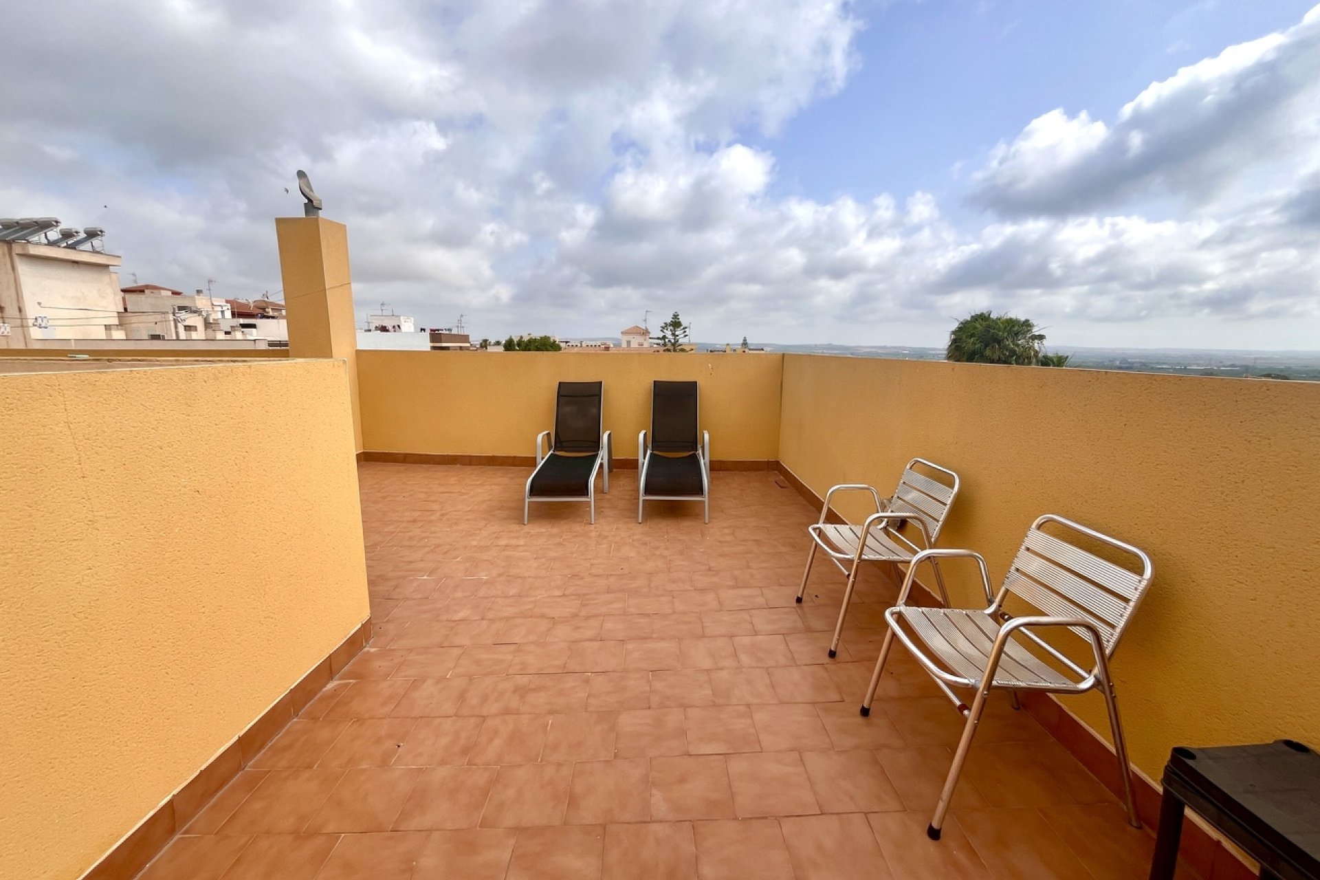 Revente - Appartement -
San Miguel de Salinas - Inland