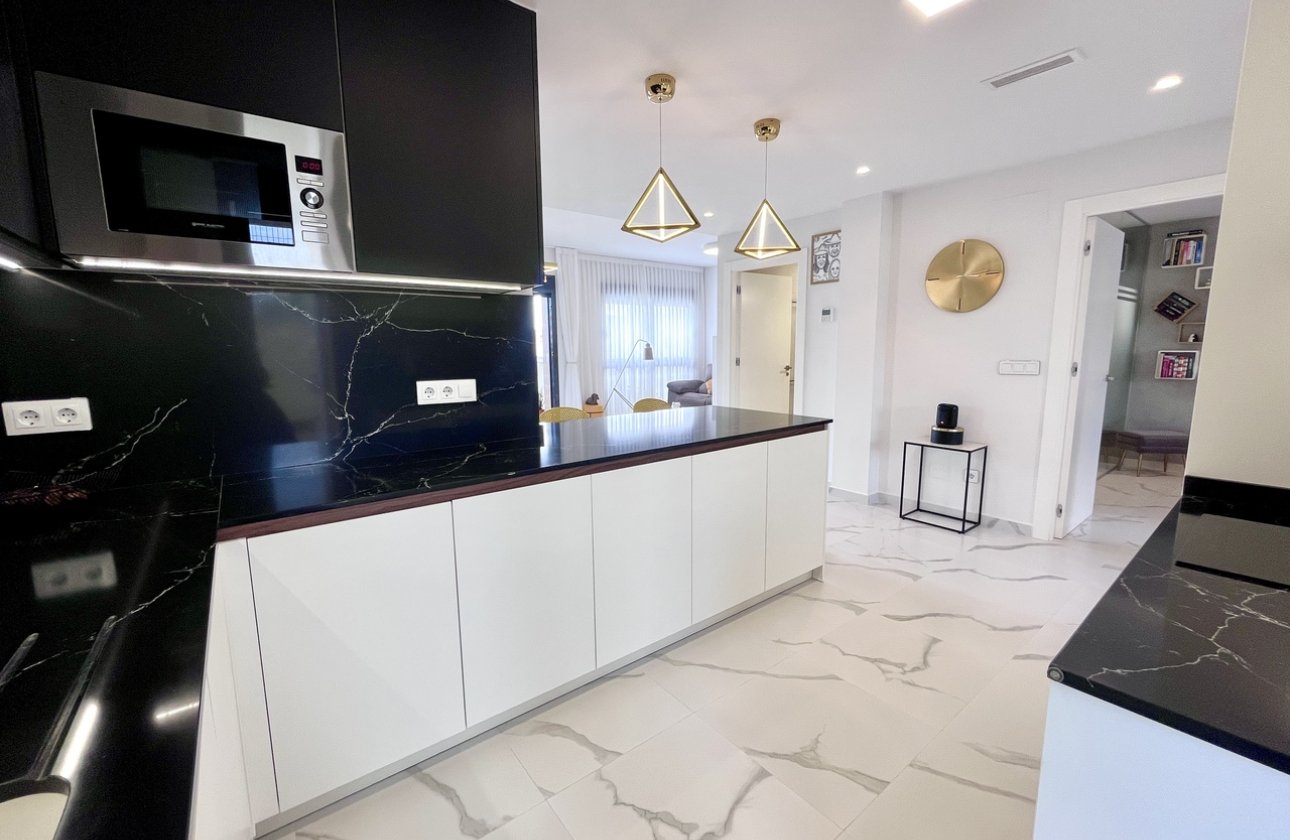 Revente - Appartement -
San Miguel de Salinas - Inland