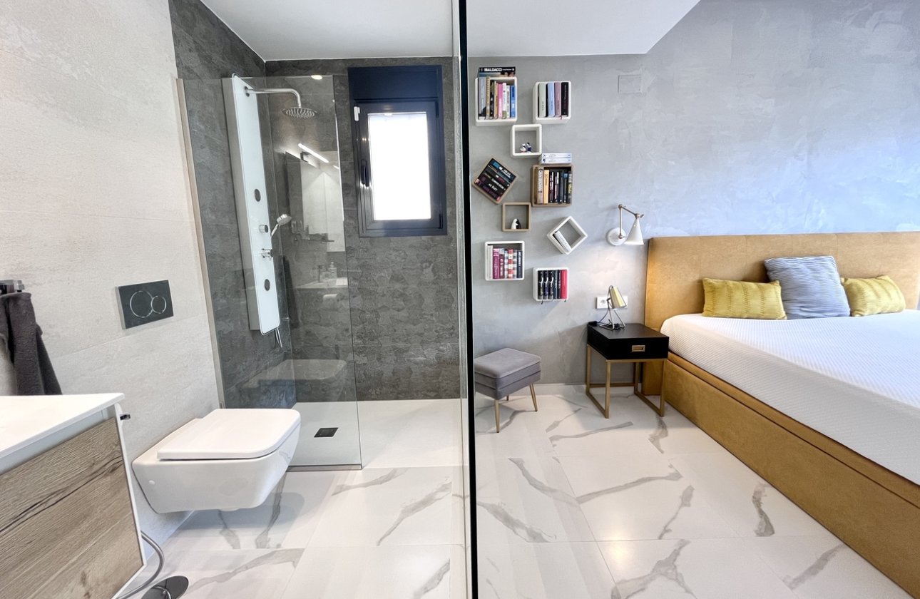 Revente - Appartement -
San Miguel de Salinas - Inland