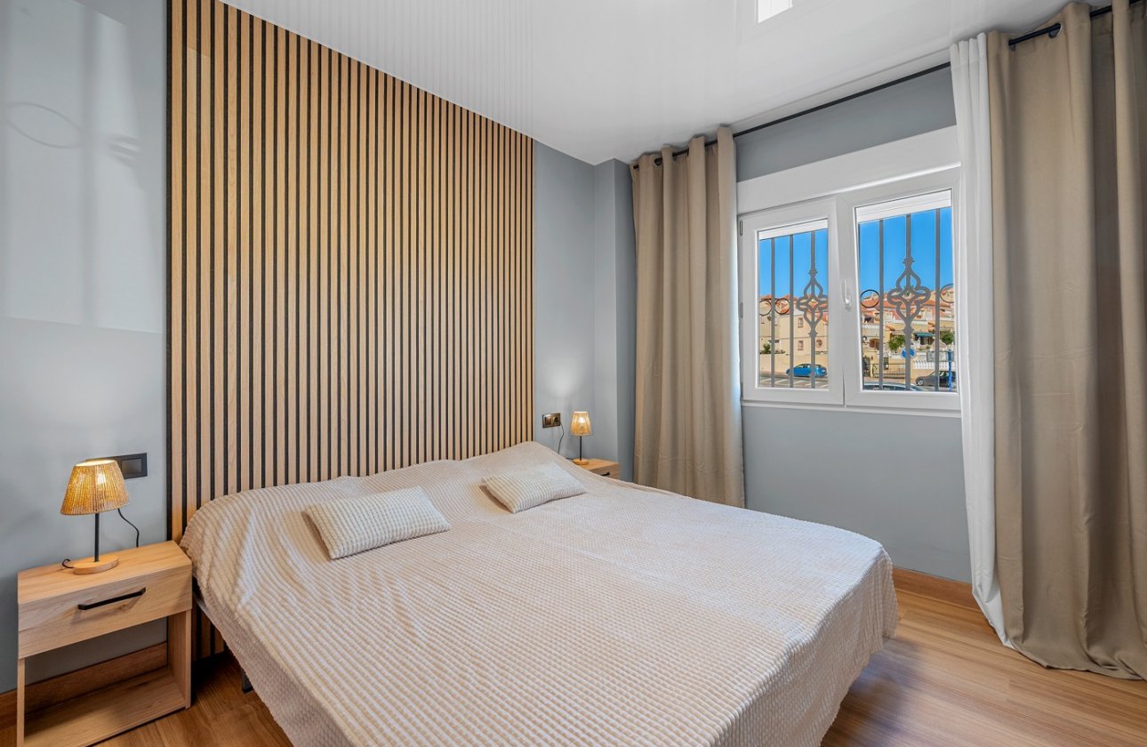 Revente - Appartement -
San Miguel de Salinas - Inland