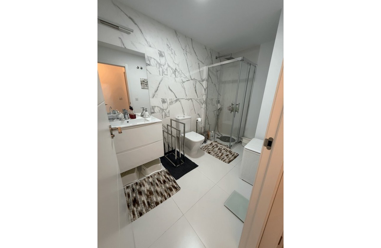 Revente - Appartement -
San Miguel de Salinas - Inland