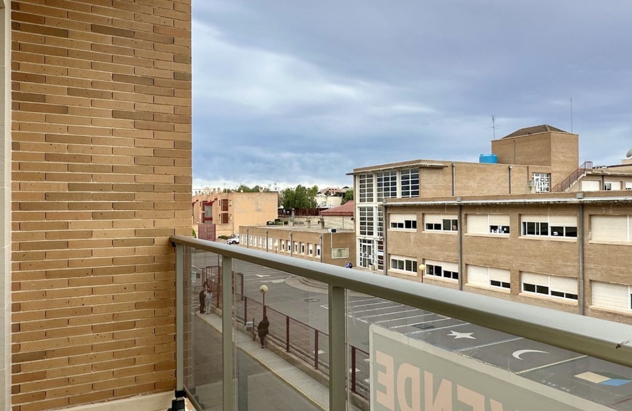 Revente - Appartement -
San Miguel de Salinas - Inland