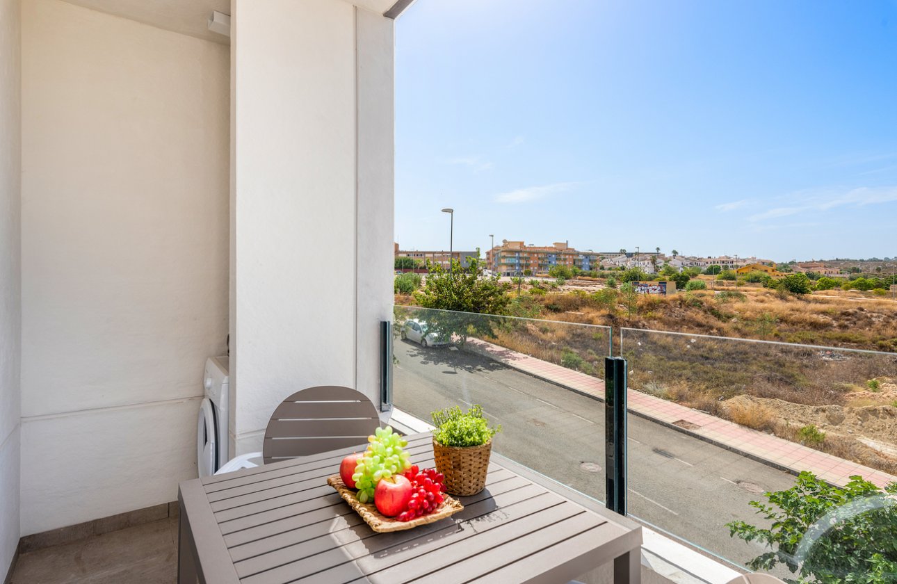 Revente - Appartement -
San Miguel de Salinas - Inland