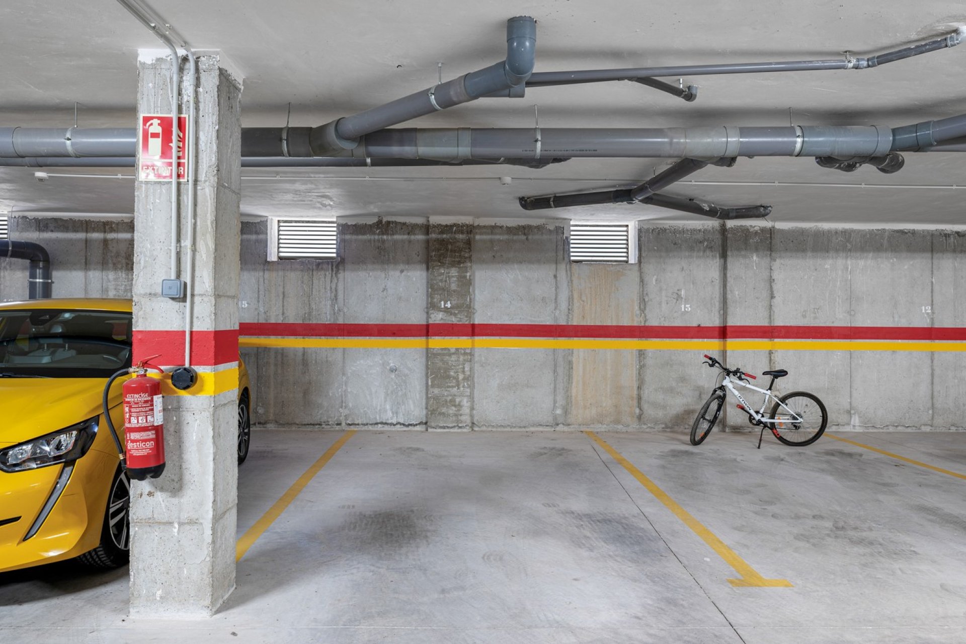 Revente - Appartement -
San Miguel de Salinas - Inland