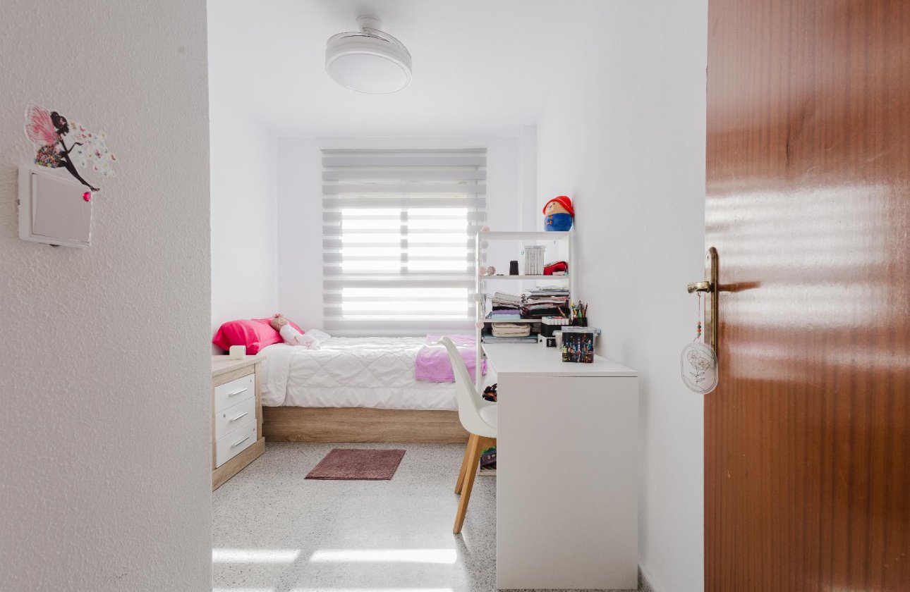 Revente - Appartement -
San Miguel de Salinas - Inland