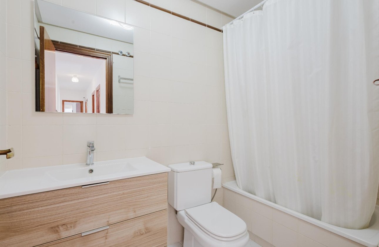 Revente - Appartement -
San Miguel de Salinas - Inland