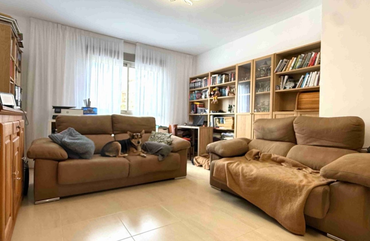 Revente - Appartement -
San Miguel de Salinas - Inland