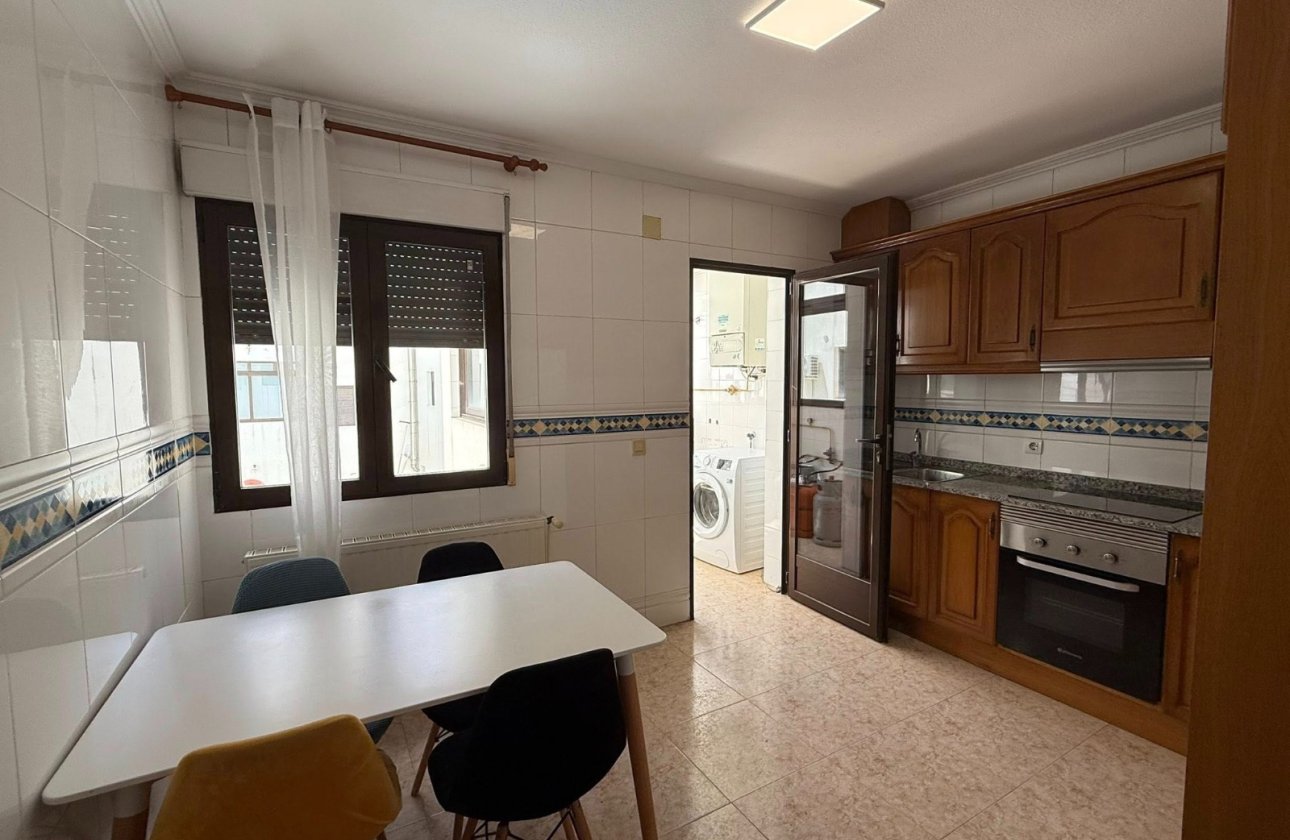 Revente - Appartement -
San Miguel de Salinas - Inland