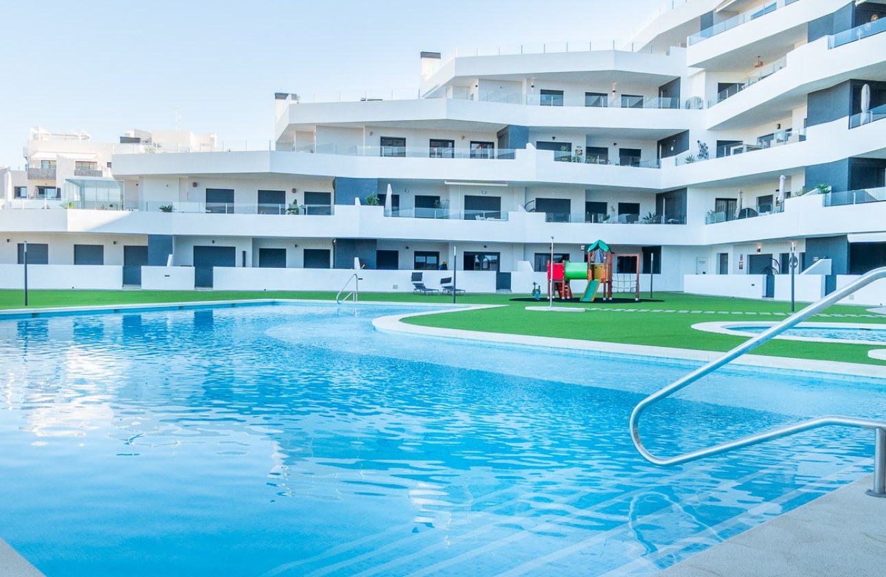 Revente - Appartement -
San Miguel de Salinas - Inland