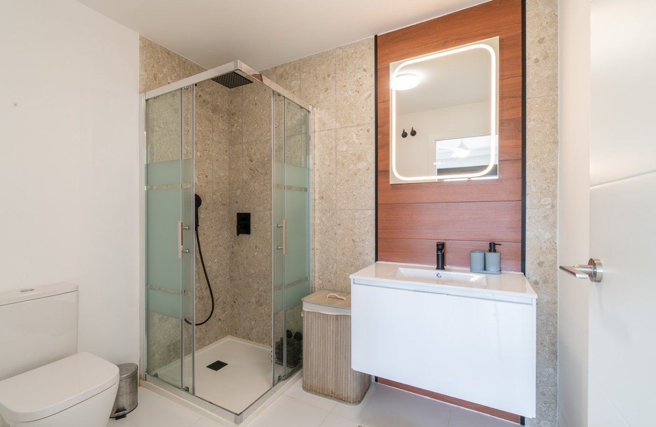Revente - Appartement -
San Miguel de Salinas - Inland