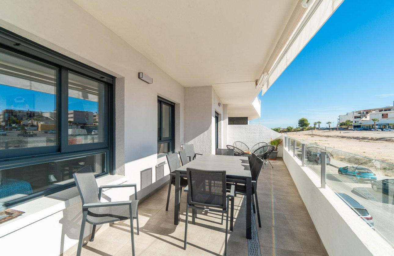 Revente - Appartement -
San Miguel de Salinas - Inland