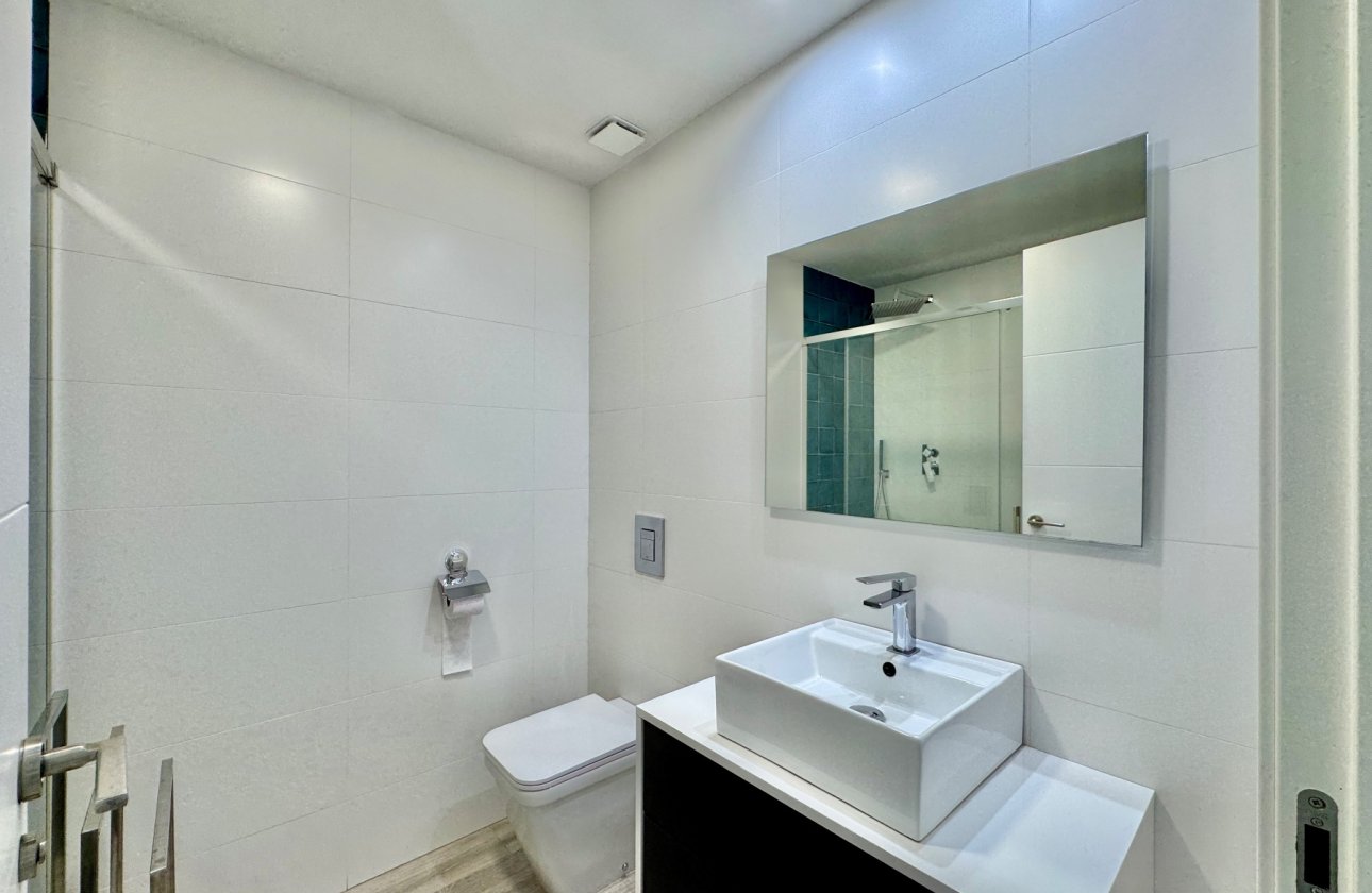 Revente - Appartement -
San Miguel de Salinas - Inland