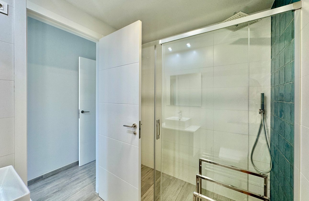 Revente - Appartement -
San Miguel de Salinas - Inland