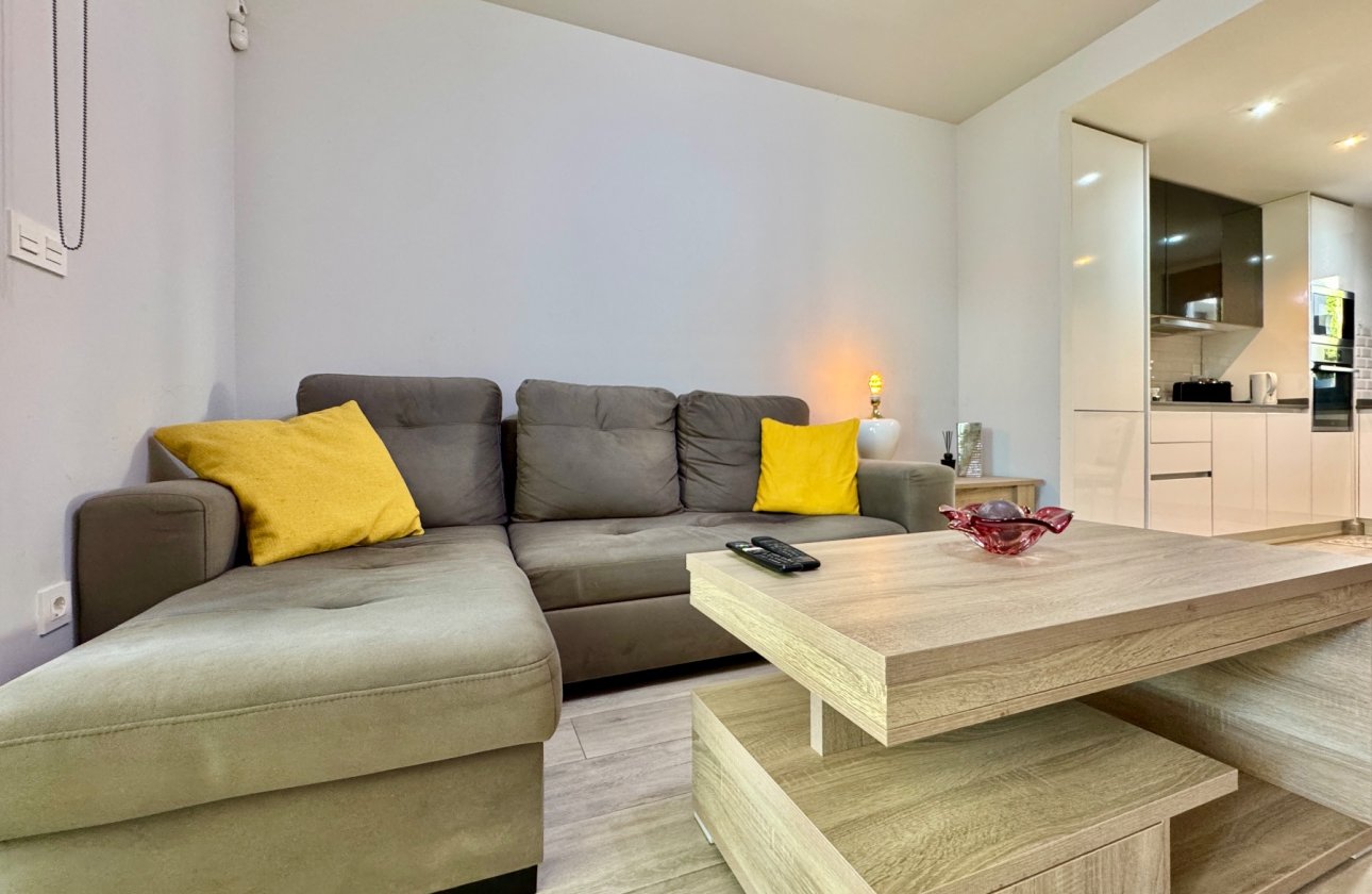 Revente - Appartement -
San Miguel de Salinas - Inland