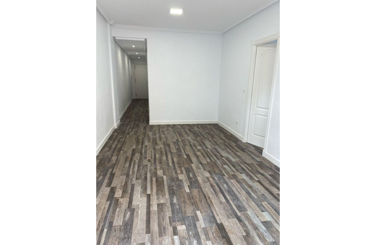 Revente - Appartement -
San Miguel de Salinas - Pueblo 9