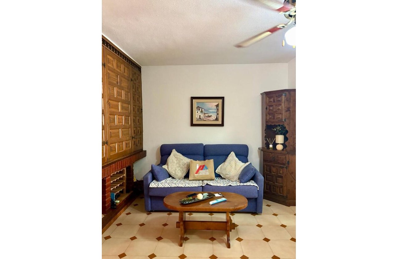 Revente - Appartement -
Torrelamata - Costa Blanca