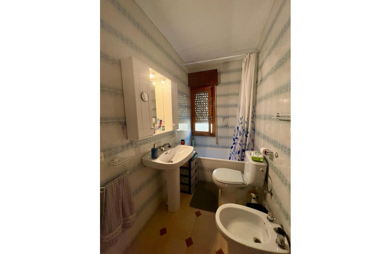 Revente - Appartement -
Torrelamata - Costa Blanca