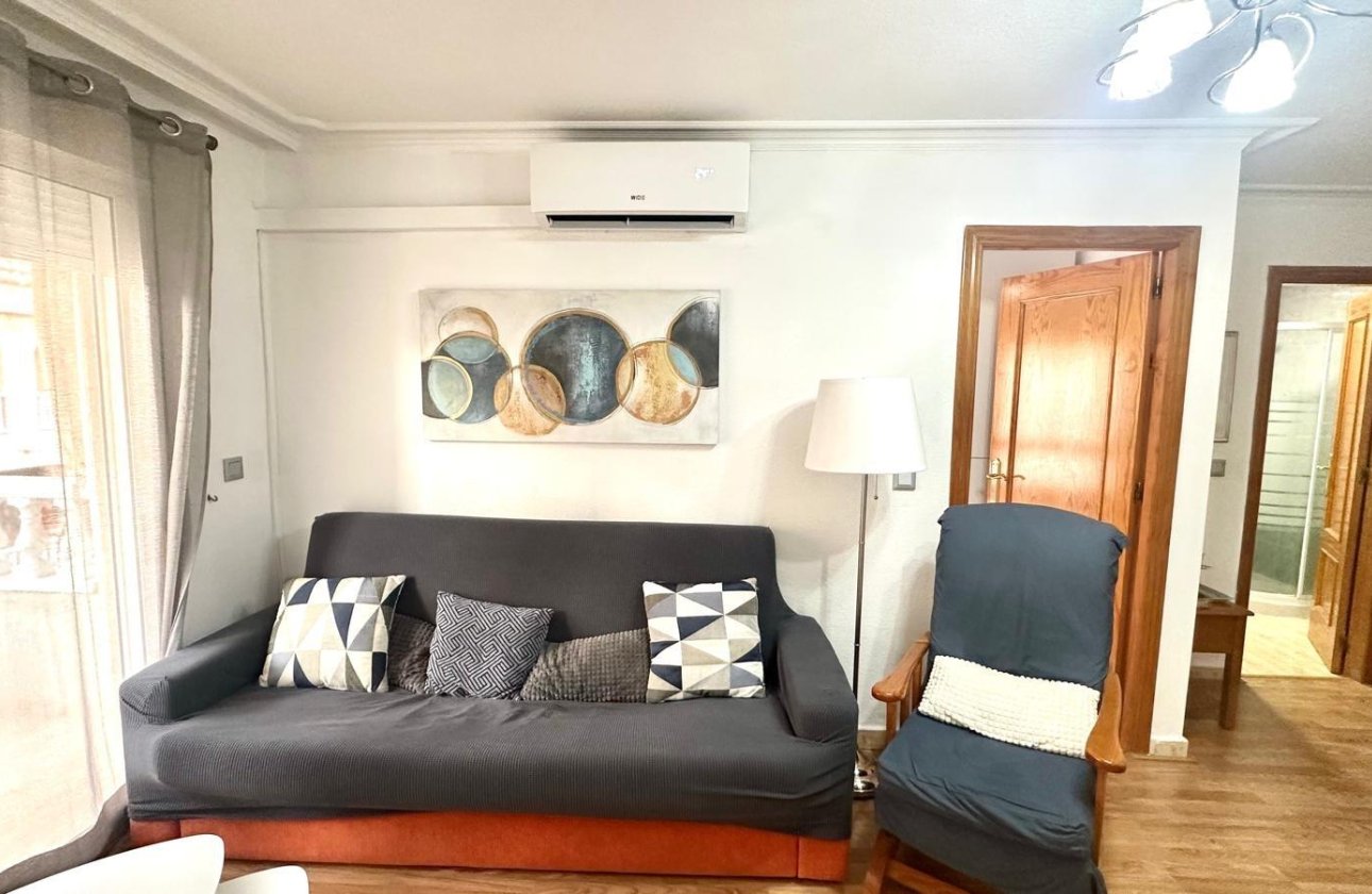 Revente - Appartement -
Torrevieja - Acequion