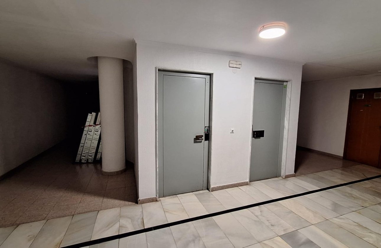 Revente - Appartement -
Torrevieja - Acequion