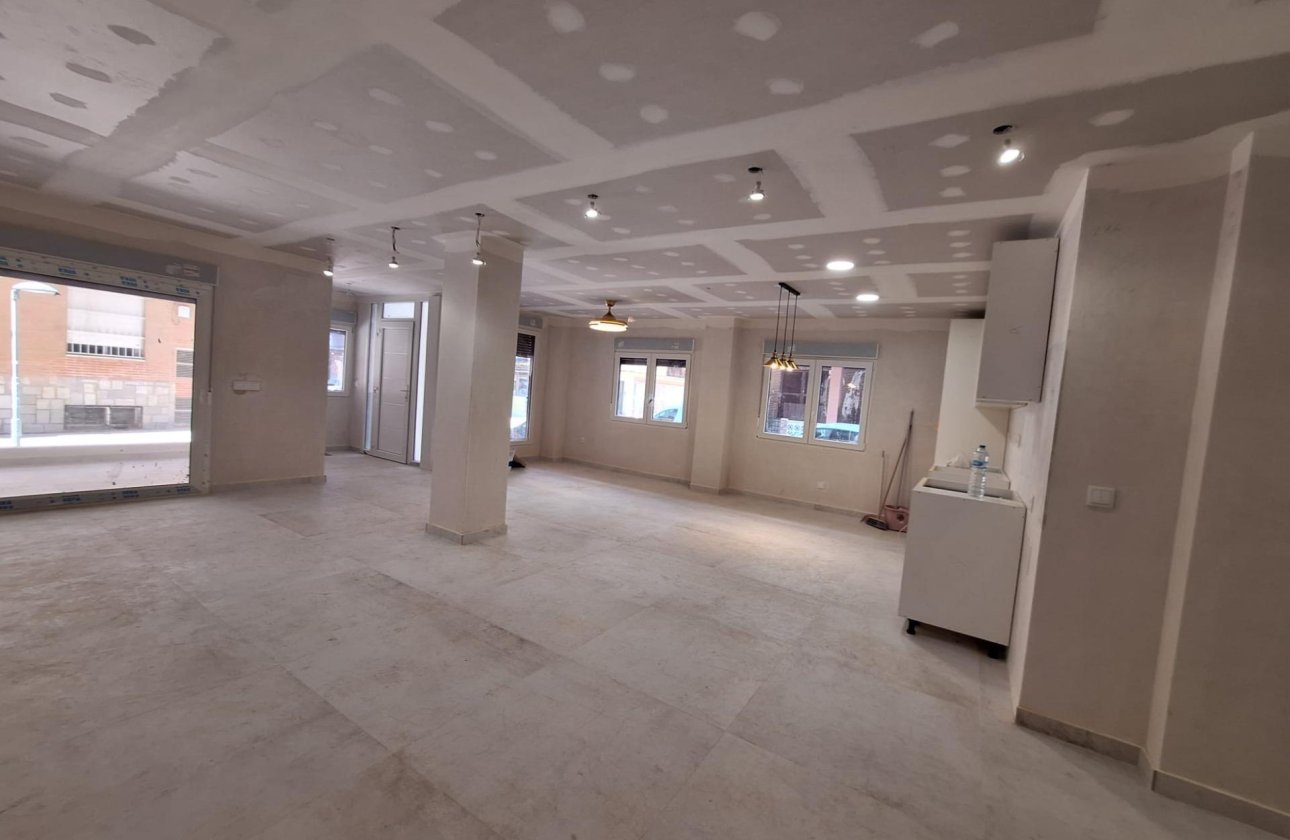 Revente - Appartement -
Torrevieja - Acequion