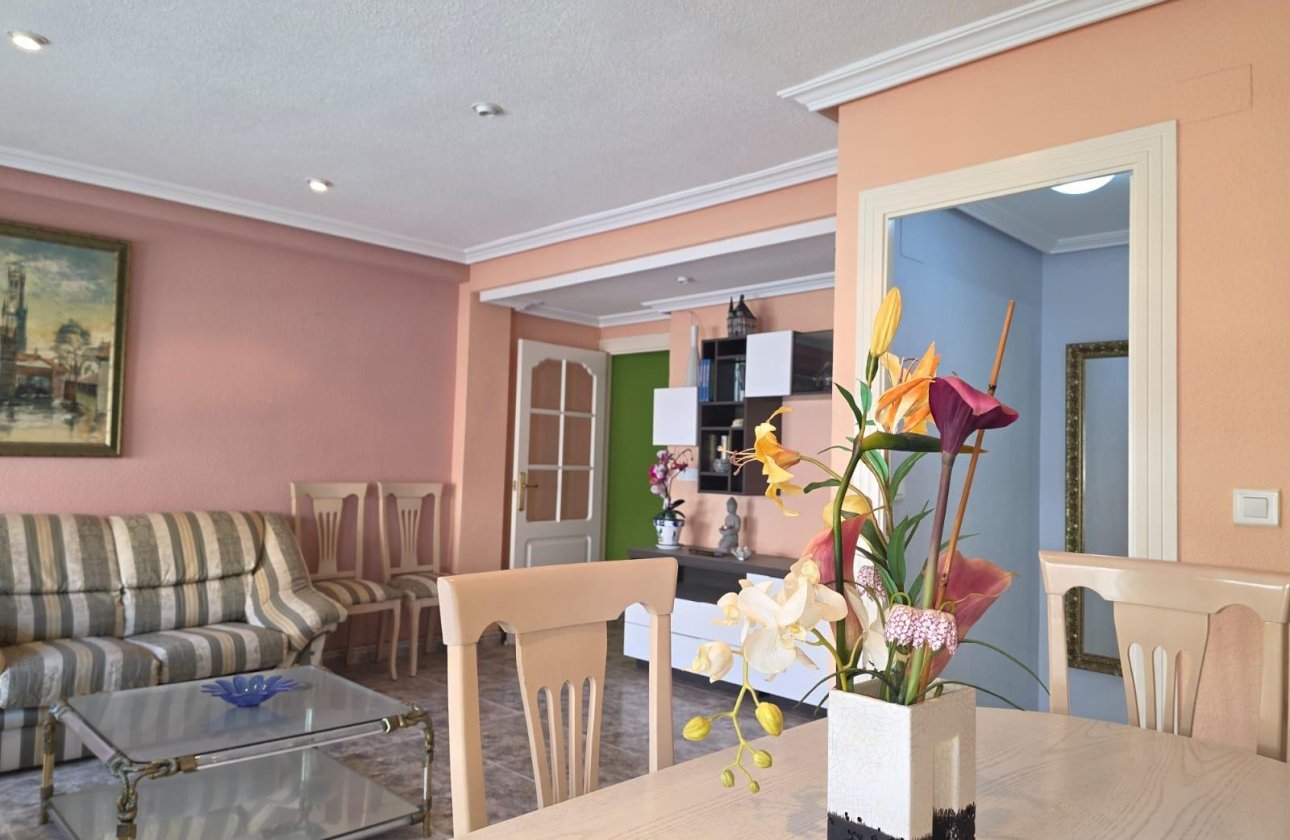 Revente - Appartement -
Torrevieja - Acequion