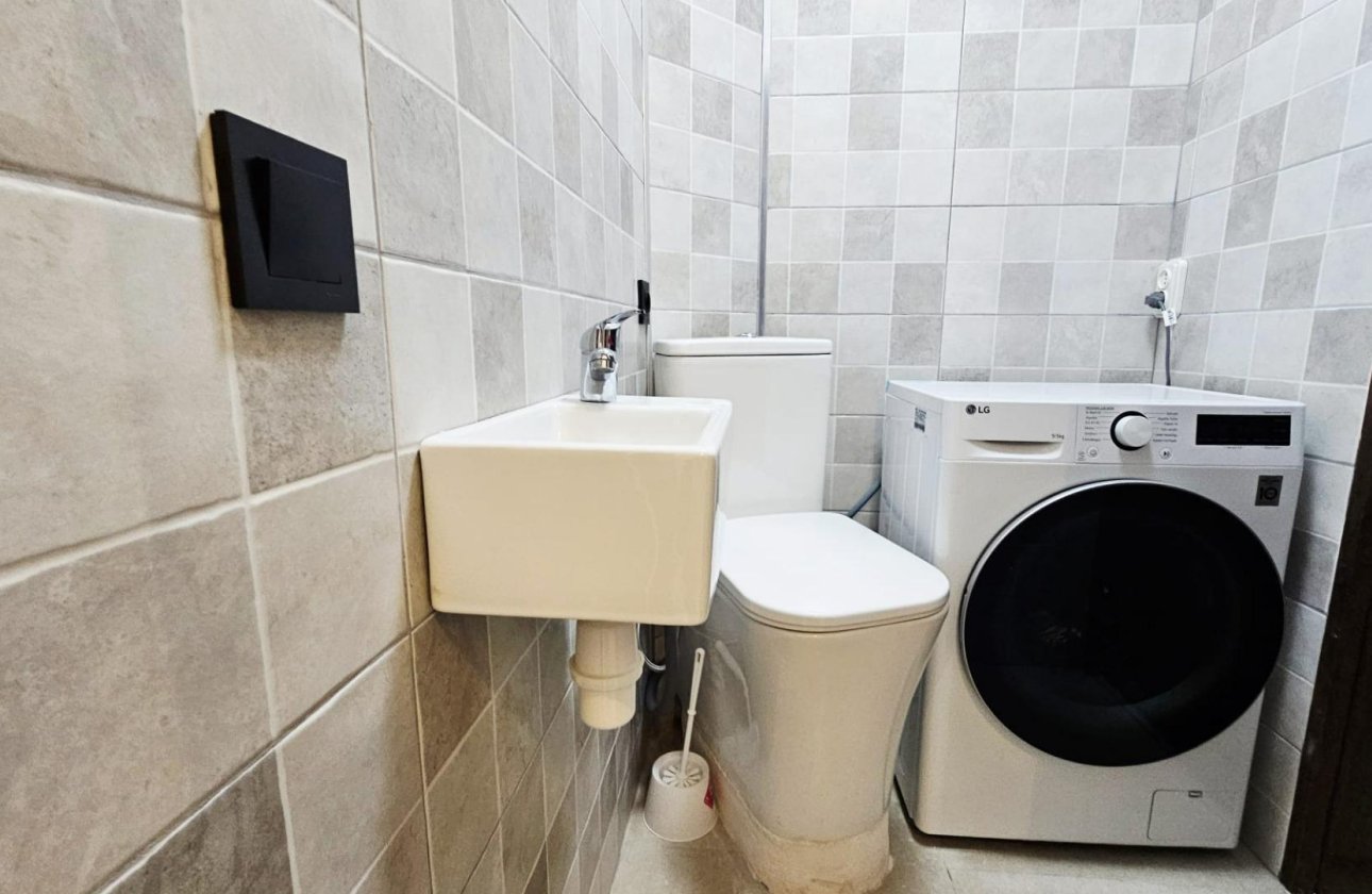 Revente - Appartement -
Torrevieja - Acequion