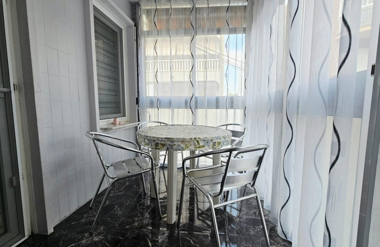 Revente - Appartement -
Torrevieja - Acequion