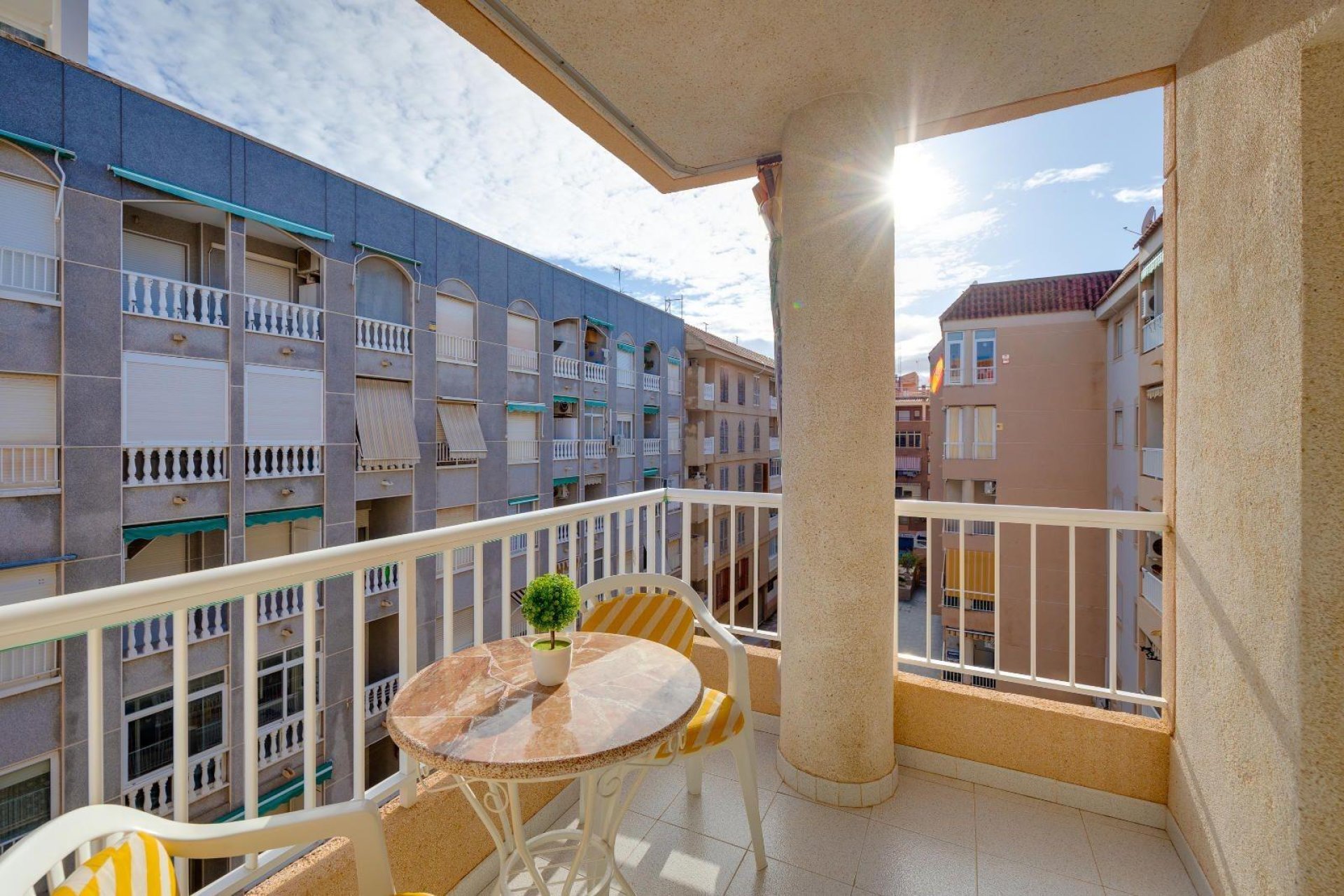 Revente - Appartement -
Torrevieja - Acequion