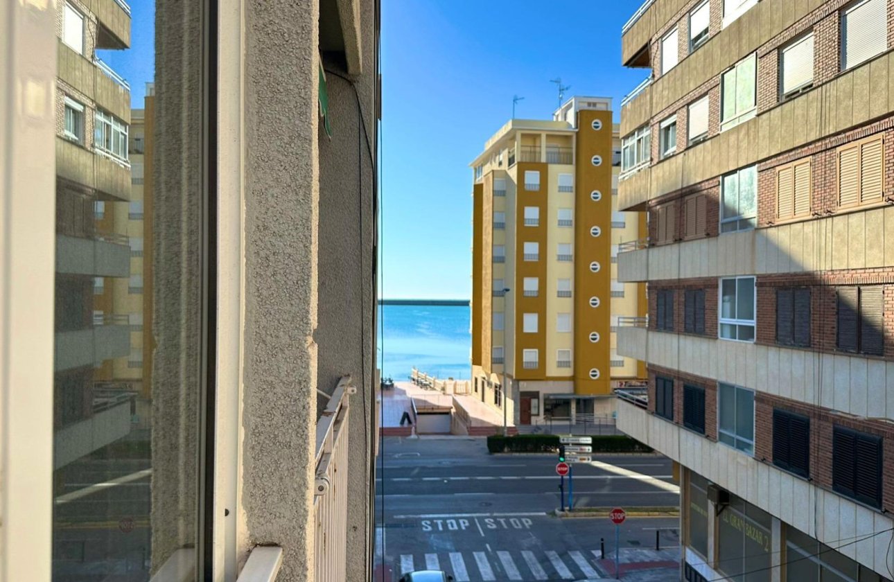 Revente - Appartement -
Torrevieja - Acequion