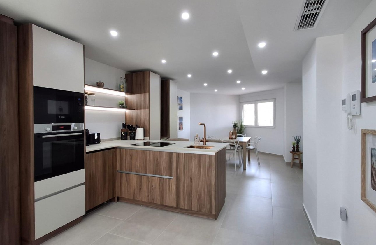 Revente - Appartement -
Torrevieja - Acequion