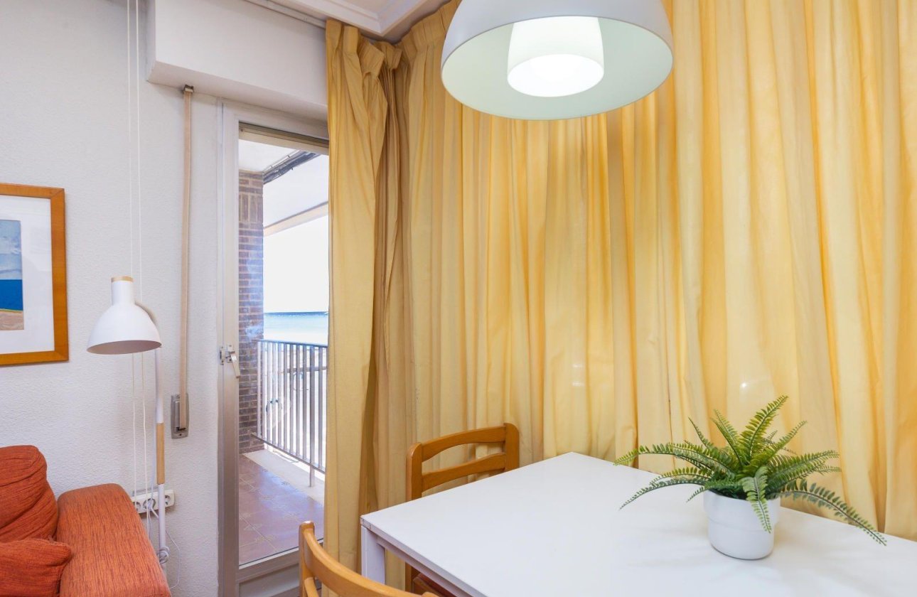 Revente - Appartement -
Torrevieja - Acequion
