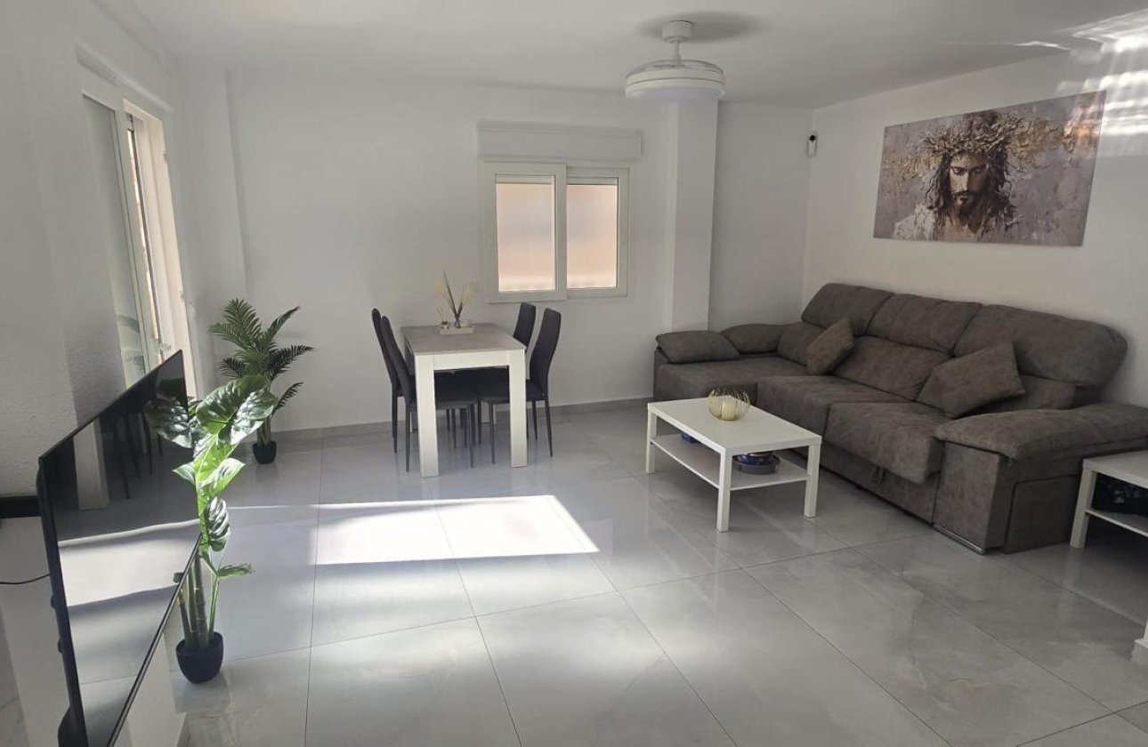 Revente - Appartement -
Torrevieja - Acequion