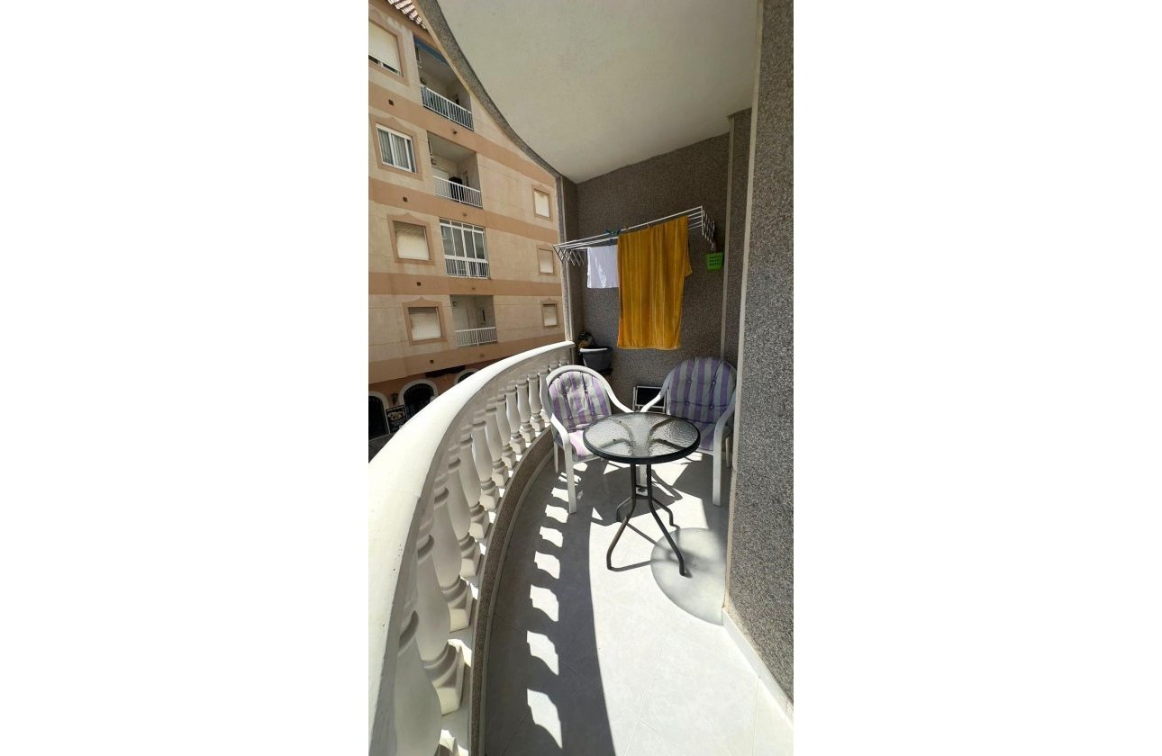 Revente - Appartement -
Torrevieja - Acequion