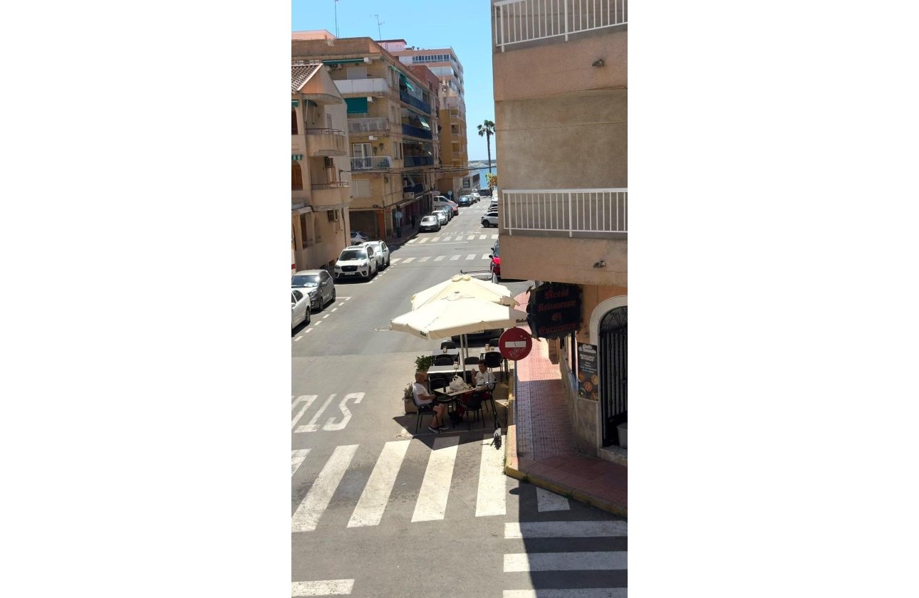 Revente - Appartement -
Torrevieja - Acequion