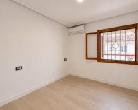 Revente - Appartement -
Torrevieja - Acequion