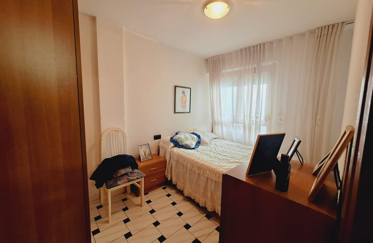 Revente - Appartement -
Torrevieja - Acequion