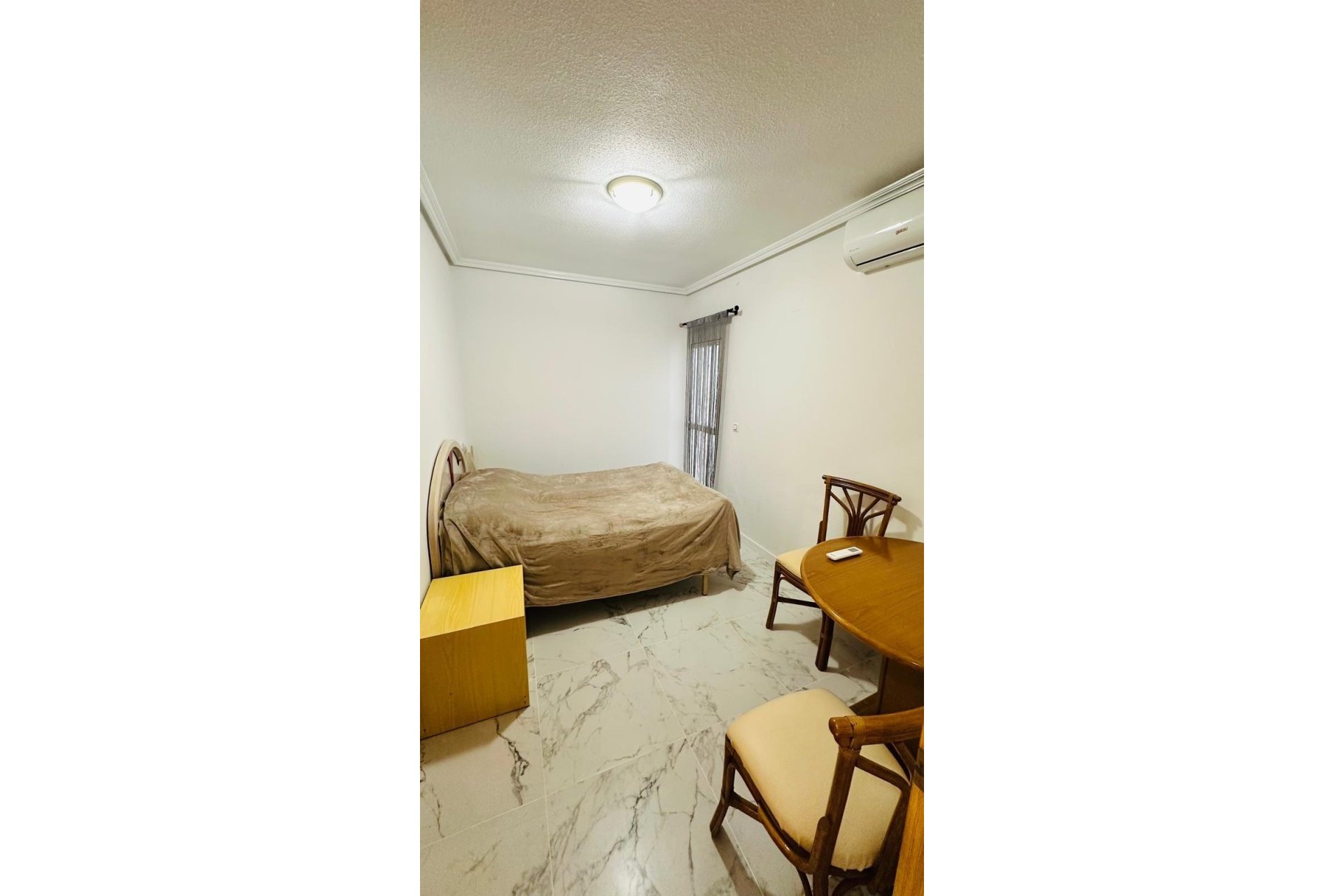 Revente - Appartement -
Torrevieja - Acequion