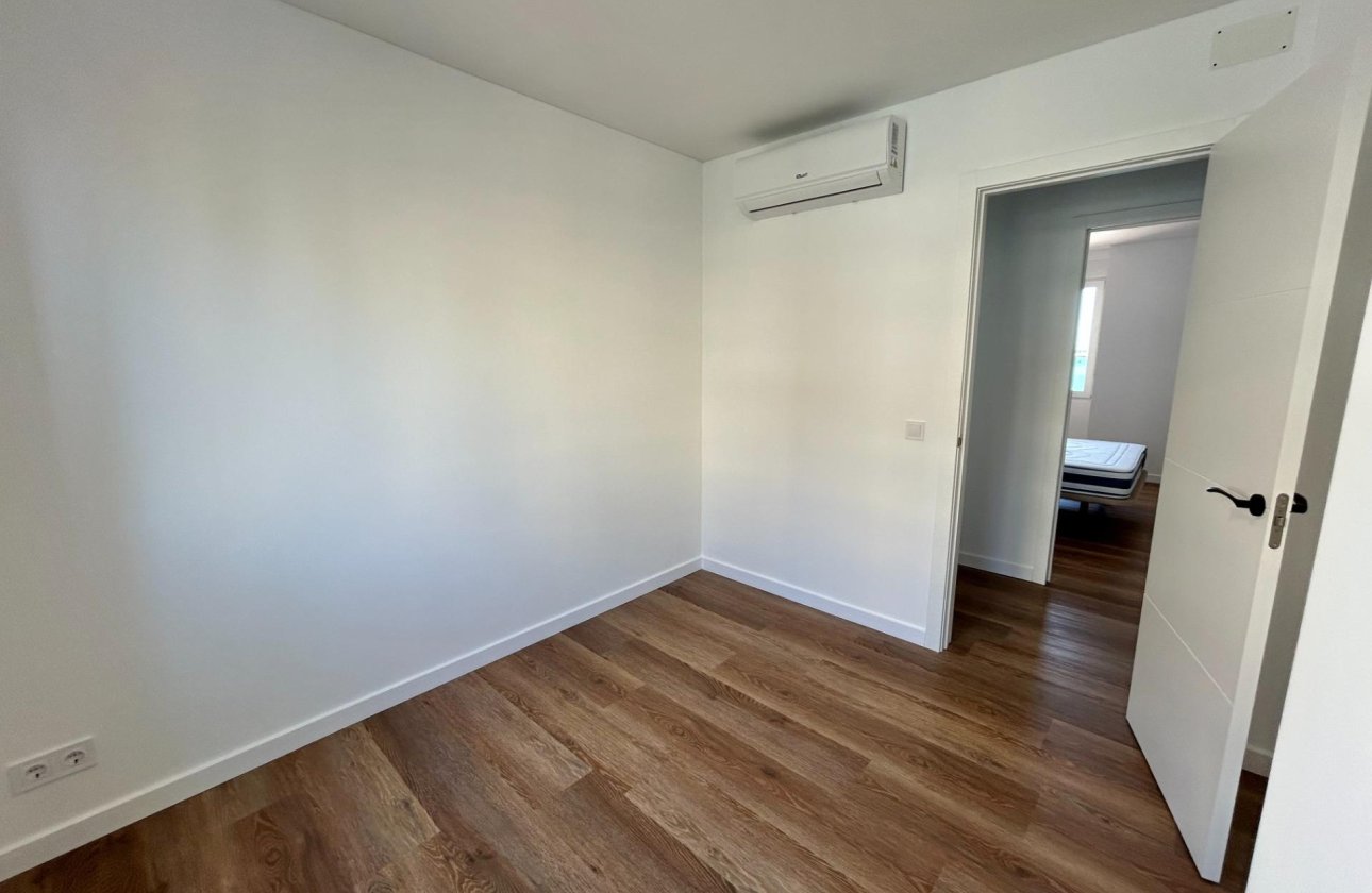 Revente - Appartement -
Torrevieja - Acequion