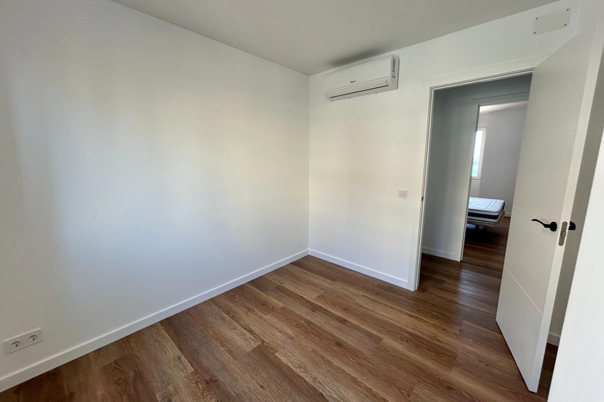 Revente - Appartement -
Torrevieja - Acequion