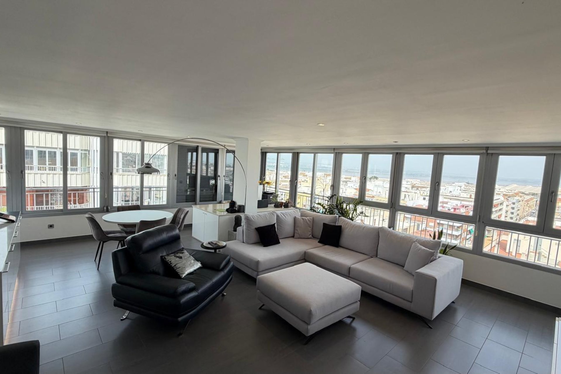 Revente - Appartement -
Torrevieja - Acequion