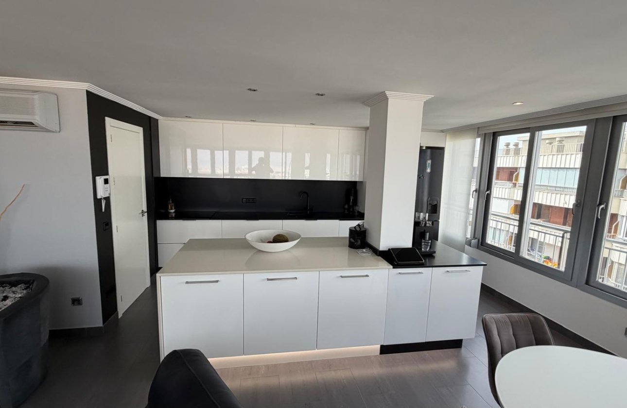 Revente - Appartement -
Torrevieja - Acequion