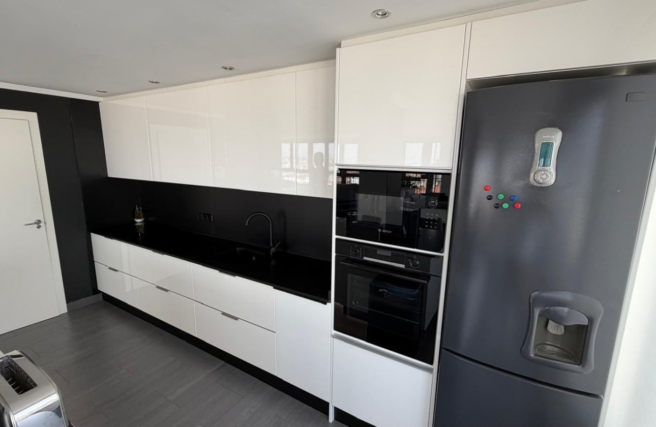 Revente - Appartement -
Torrevieja - Acequion