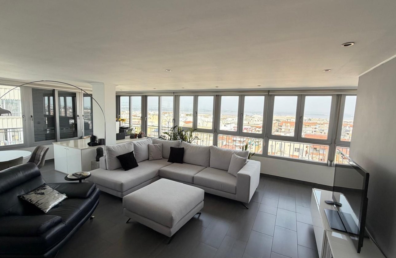 Revente - Appartement -
Torrevieja - Acequion
