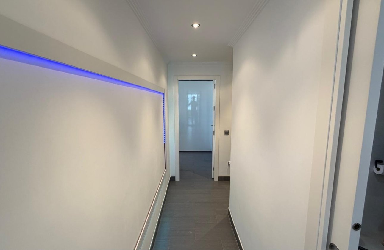 Revente - Appartement -
Torrevieja - Acequion