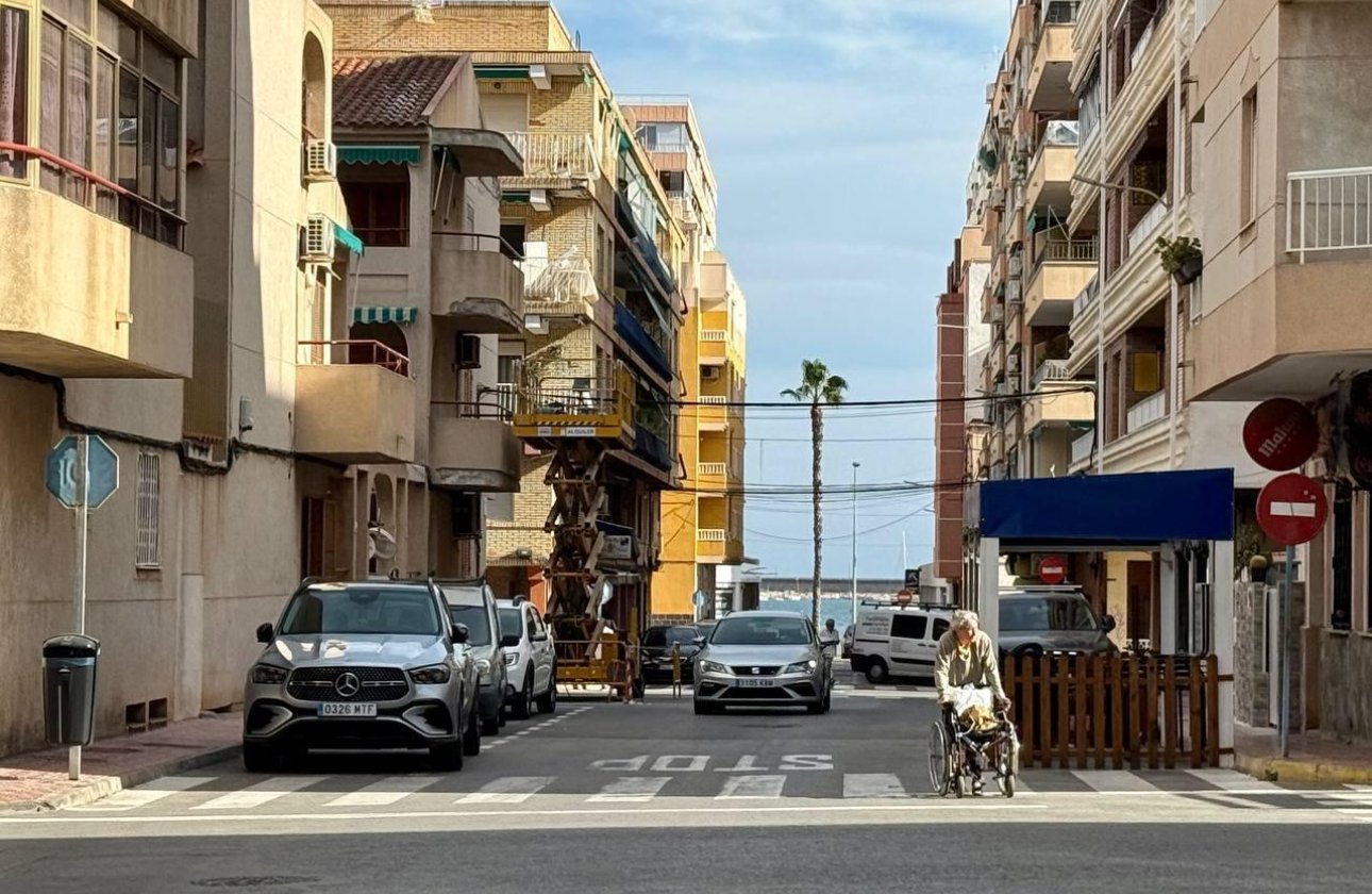 Revente - Appartement -
Torrevieja - Acequion
