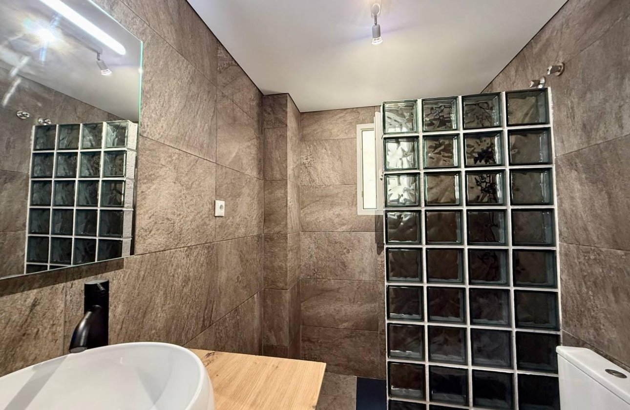 Revente - Appartement -
Torrevieja - Acequion