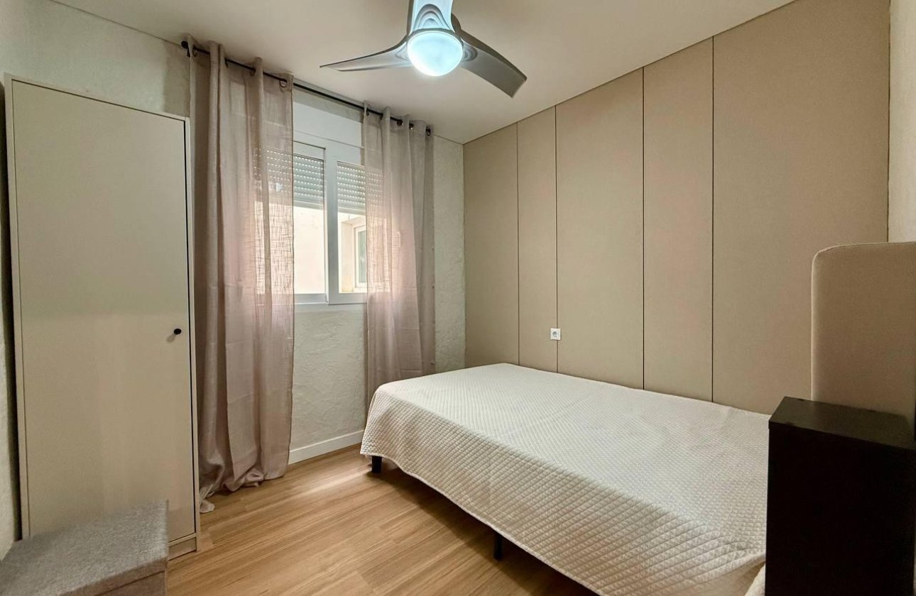 Revente - Appartement -
Torrevieja - Acequion