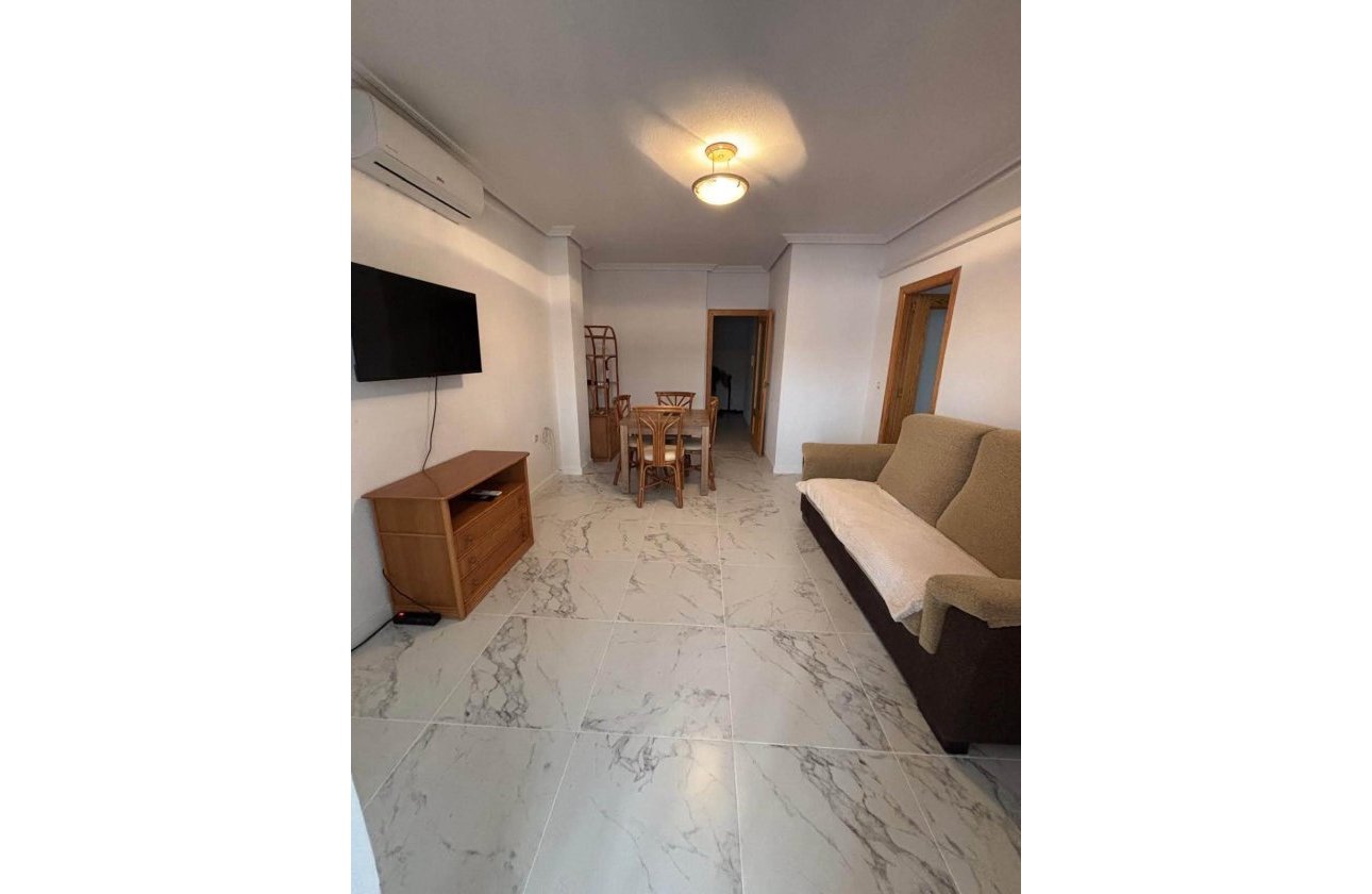 Revente - Appartement -
Torrevieja - Acequion